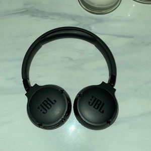Jbl headphones
